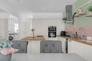 Photo 46- click for photo gallery